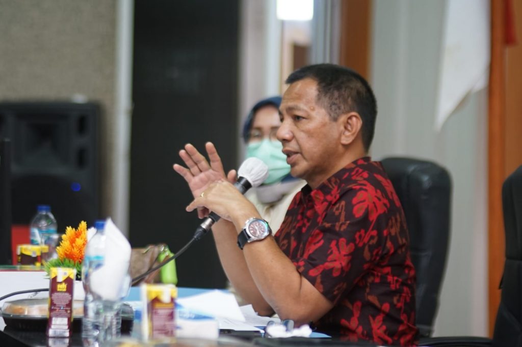 Jusnan C Mokoginta Saat Memaparkan Sembilan Tatanan Penyelenggaraan KKS (Foto: Rahmat Tegila)