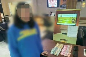 Polisi Tangkap Seorang IRT Yang Sedang Merekap Judi Togel