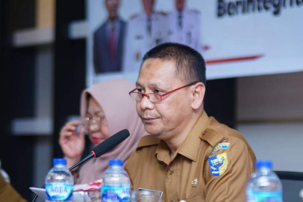 Rachmat Pontoh, Asisten I Bidang Pemerintahan dan Kesra Setda kabupaten Bolmut