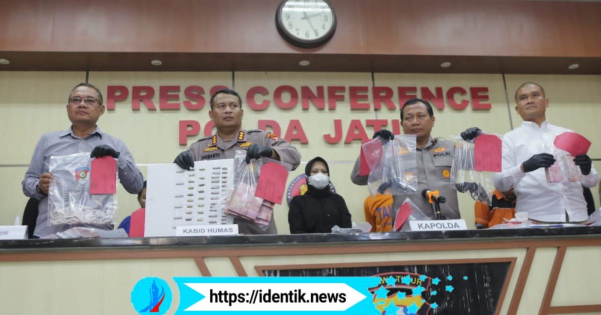 Konferensi Pers Penangkapan Perampok Rudis Walikota Blitar