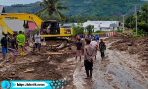 Longsor di Gorut, TNI-Polri Turut Andil Bantu Warga