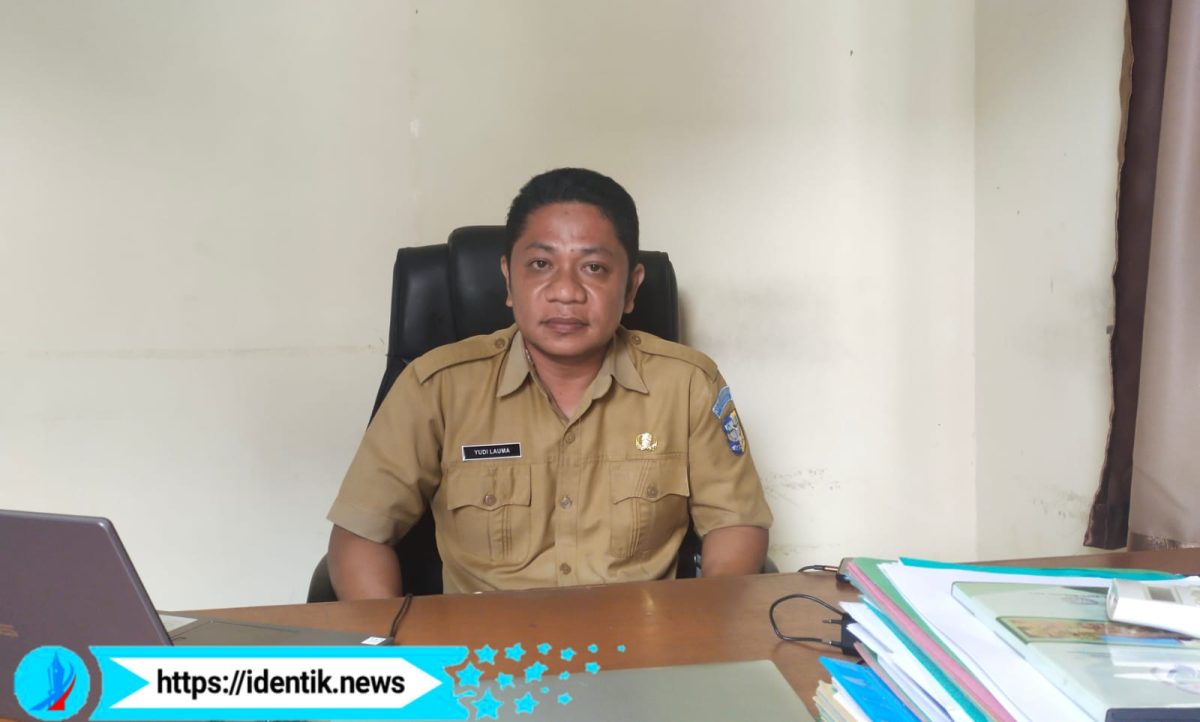 Kabid Penataan dan Penyelenggaraan Pemerintahan Desa Wahyudi Eka Putra Lauma saat dikonfirmasi diruang kerjanya terkait panitia Pilsang Desa Buko Utara