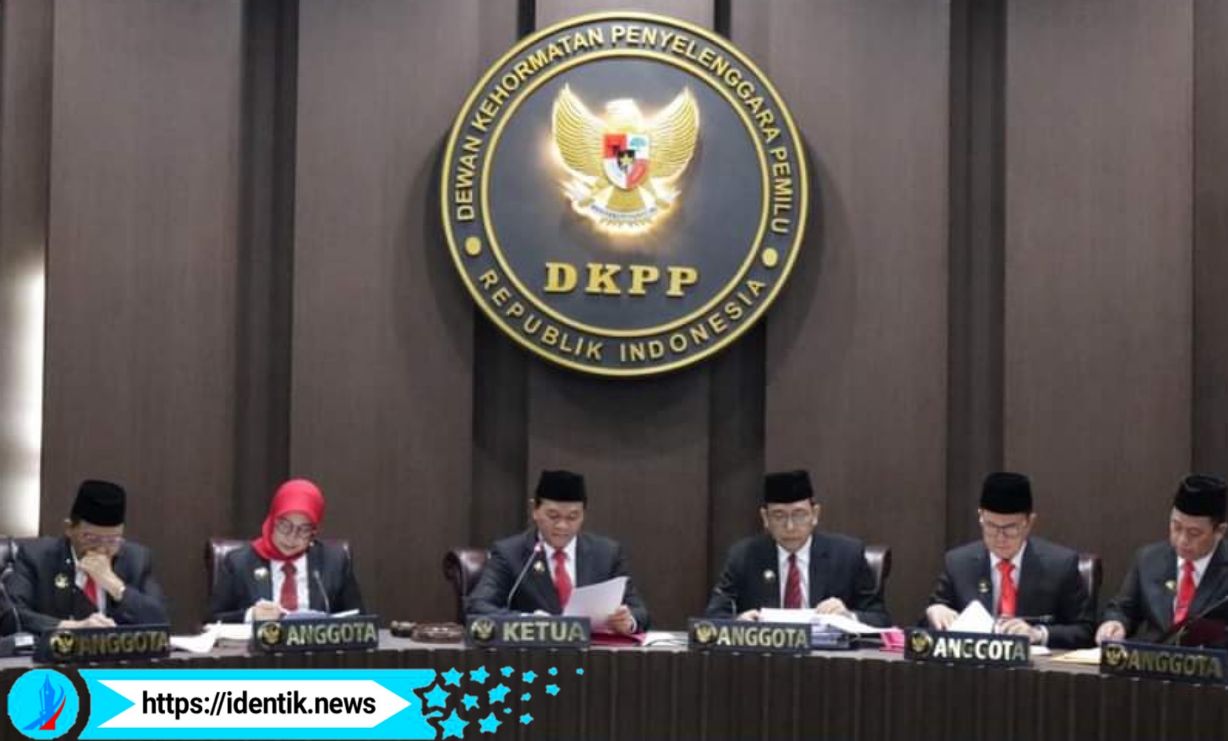 Sidang Pertama Pemeriksaan KPU Sulut oleh DKPP