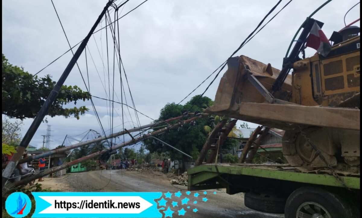 Tiang Listrik yang Roboh Akibat Tronton di Bolmut, Pihak PLN Minta Ganti Rugi hingga Puluhan Juta