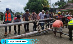 Robohnya Tiang Listrik di Jambusarang, Ternyata sudah diperingatkan oleh Pemdes