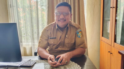 Sekretaris Disdukcapil Bolmut, Imam Santoso mengatakan, antusias warga mengurusi e-KTP di bulan Ramadhan meningkat