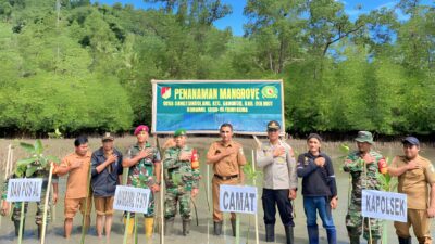 Penanaman Mangrove oleh Polsek Sangkub dan Koramil 1303-15 Bintauna