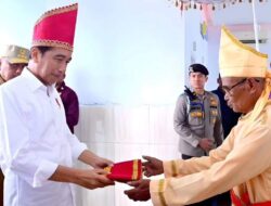 Jokowi Diberi Gelar Adat oleh Dewan Adat Talaud Sulut
