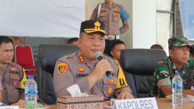 Kapolres Bolmut AKBP Juleigtin Siahaan Saat Menerangkan Enam Program Kreatif Polres Bolmut