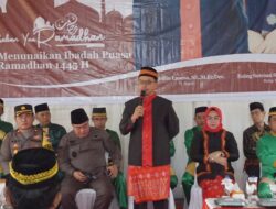 Prosesi Adat Mopohabaru: Pj Bupati Bolmut Dikabarkan Awal Ramadhan 1445 Hijriah
