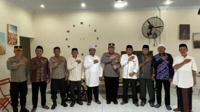 Kapolres Bolmut AKBP Juleigtin Siahaan silaturahmi dengan pengurus Muhammadiyah Bolmut