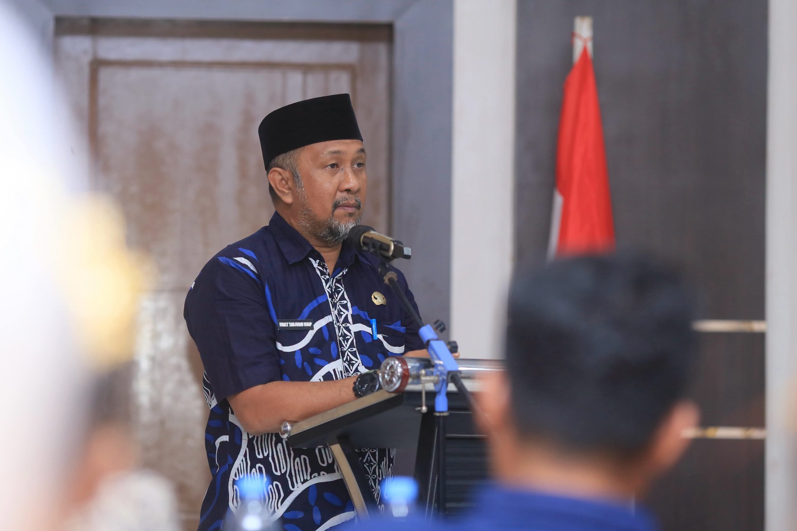 Fadly Tadjuddin Usup saat membuka kegiatan dialog budaya dan sejarah lokal oleh Dinas Pendidikan dan Kebudayaan Bolmut